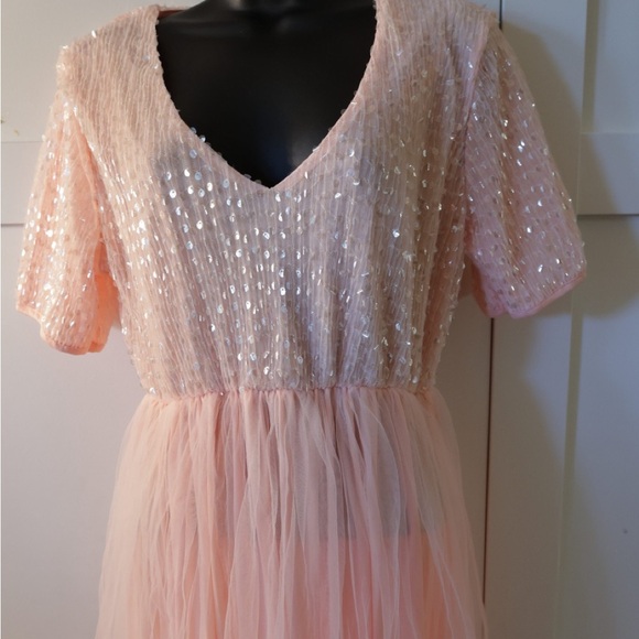 Sparkling Pink woman’s dress petal pink formal gown grad baby shower - Picture 8 of 8